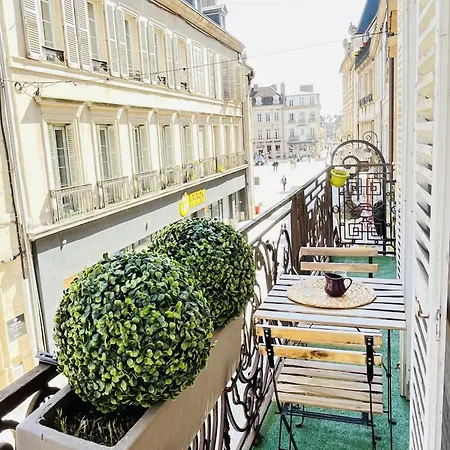 Le Balcon Des Cordeliers - Homillesime